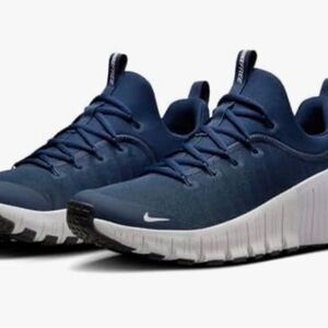 Nike Men's Dark Blue Athletic Sneakers